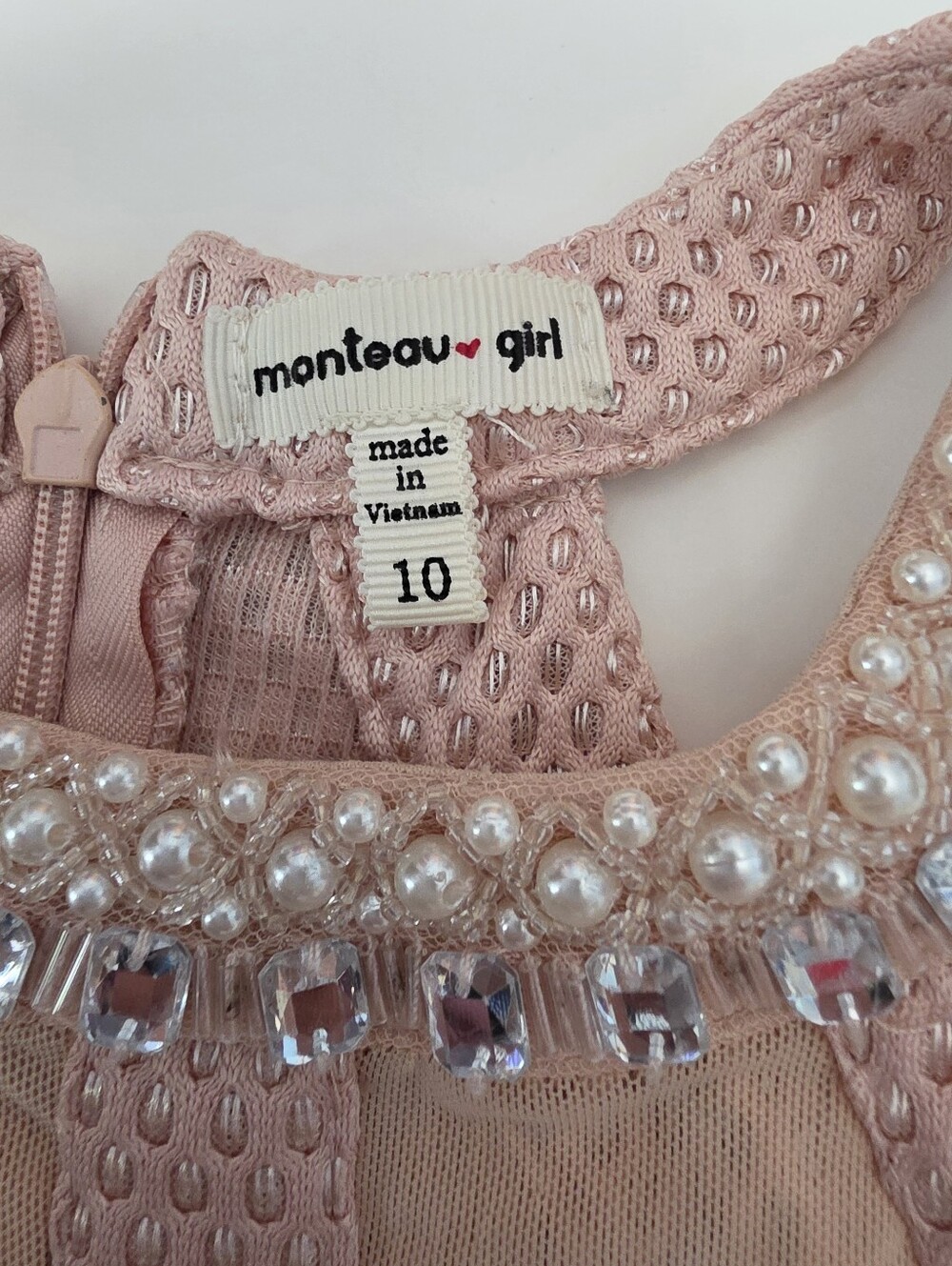 Monteau Girl Sleeveless Pink With Pearls & Rhinestones Accent Collar Sz 10 - Picture 2 of 5
